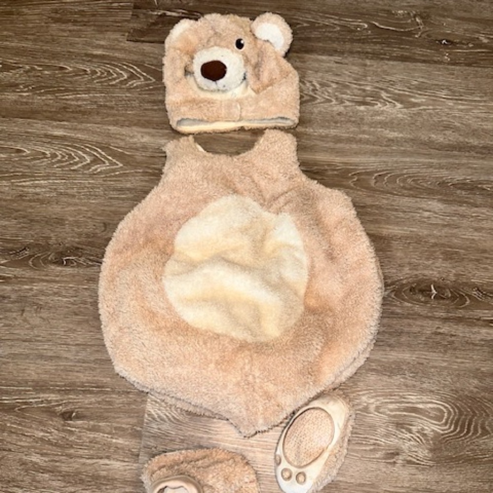 Kids dress up costume. Size 18-24 months. Bear. Children's Place. VGUC